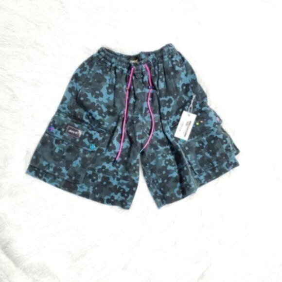 NWT Bossi Sportswear Flower Camo Shorts Blue - Picture 1 of 12